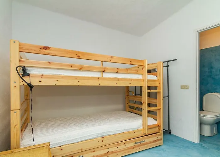 Liiiving In Algarve - Blue Villa