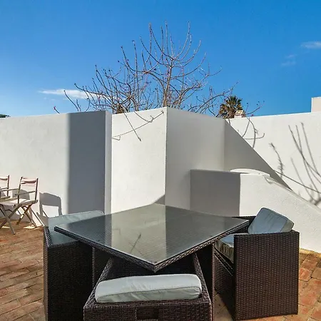 Liiiving In Algarve - Blue Villa *